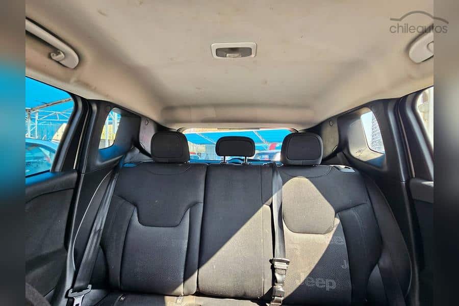 JEEP RENEGADE - Imagen 13