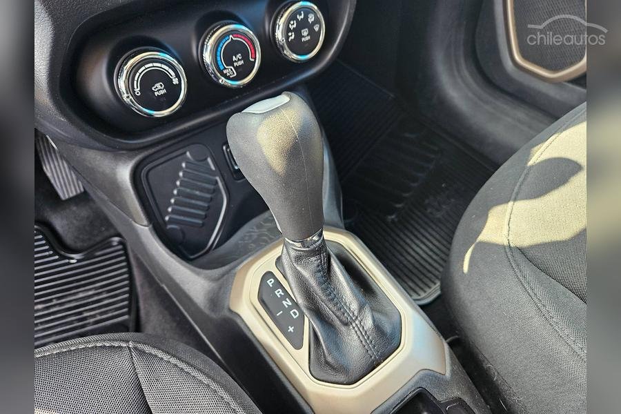 JEEP RENEGADE - Imagen 10