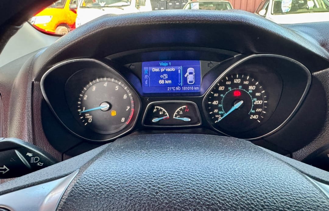 FORD FOCUS - Imagen 9